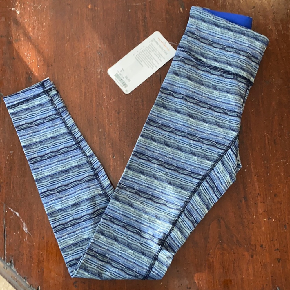 Lululemon Wunder Under Pant III BLUE stripes Size 6